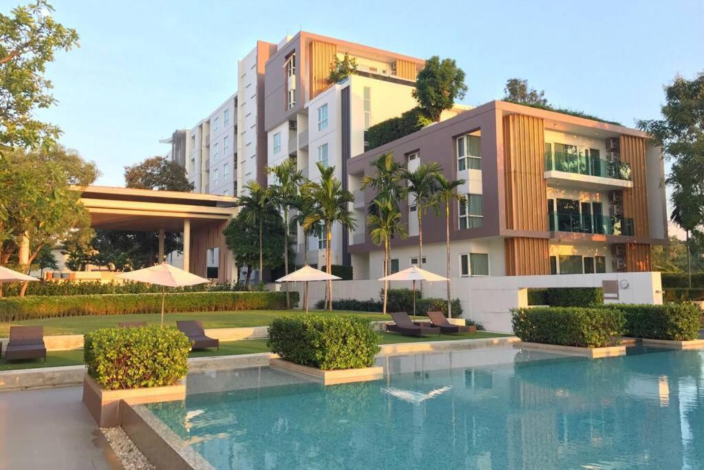 Cozy Modern Room With Stunning Lake & Mountain View Chiang Mai Exterior photo